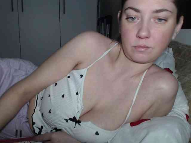 petitedanielle webcam