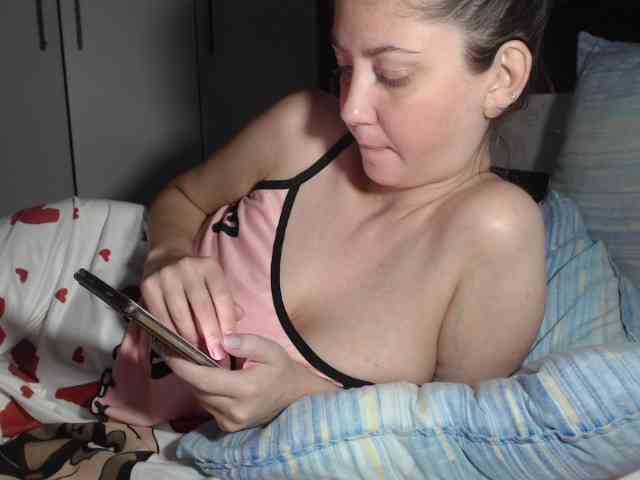 petitedanielle webcam