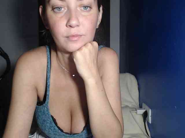 petitedanielle webcam