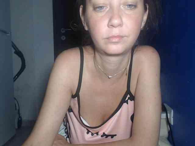 petitedanielle webcam