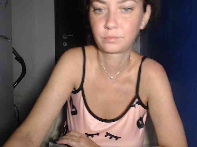 petitedanielle webcam