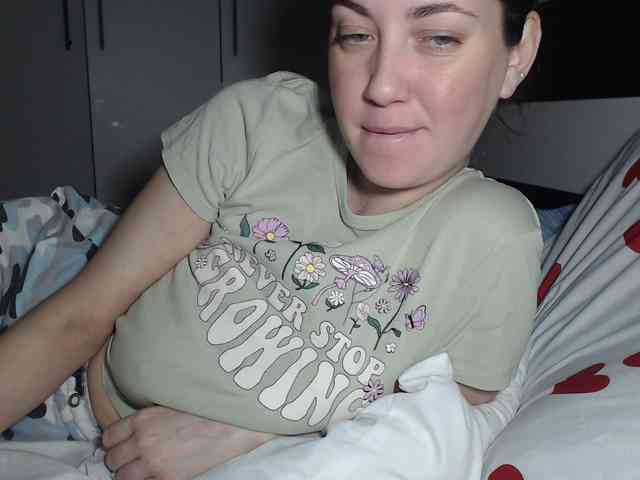 petitedanielle webcam
