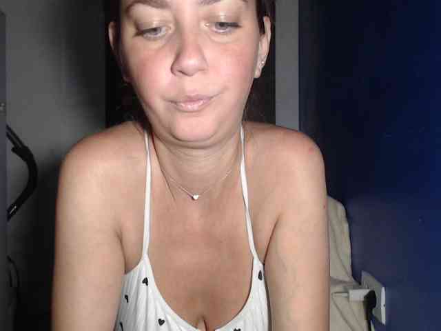 petitedanielle webcam