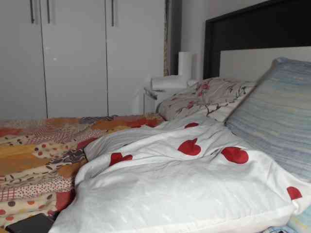 petitedanielle webcam