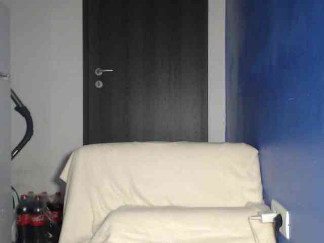 petitedanielle webcam