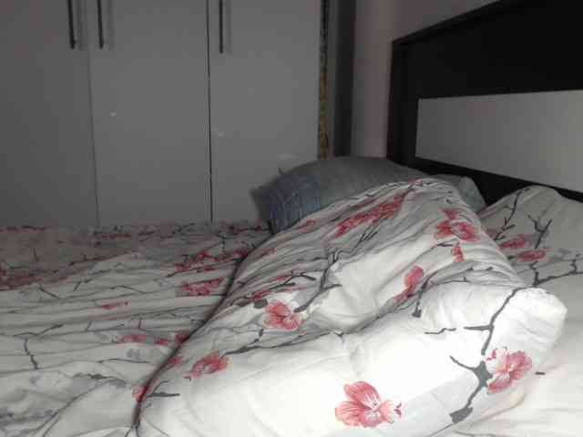 petitedanielle webcam