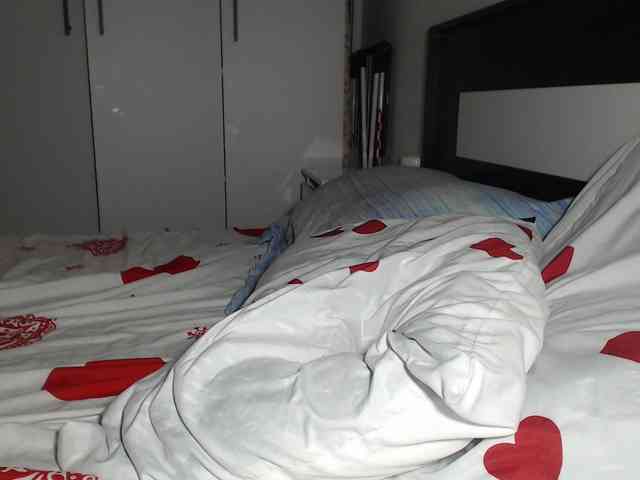 petitedanielle webcam