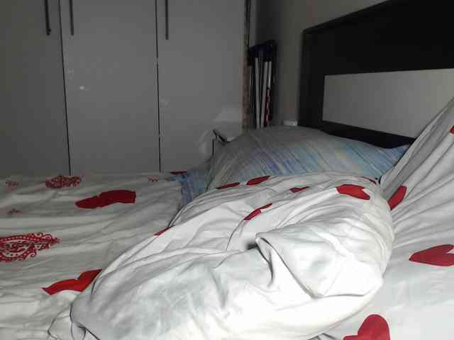 petitedanielle webcam