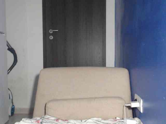 petitedanielle webcam