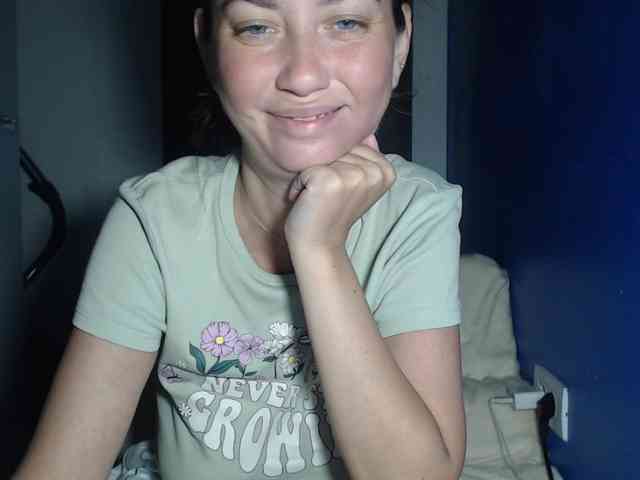 petitedanielle webcam