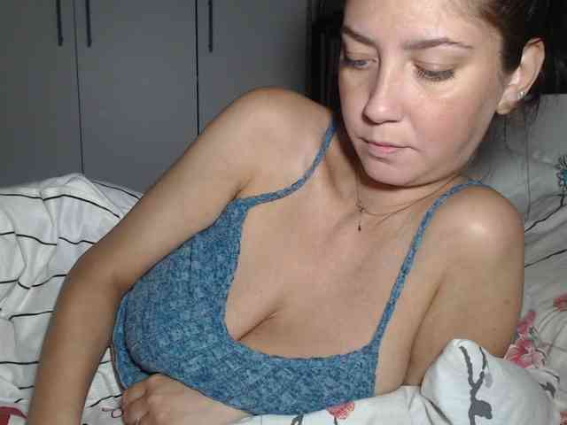 petitedanielle webcam