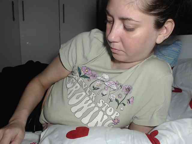 petitedanielle webcam