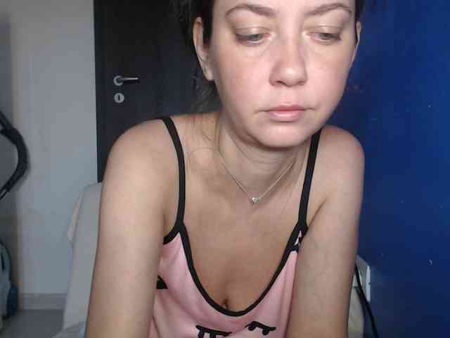petitedanielle webcam