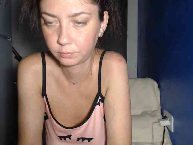 petitedanielle webcam