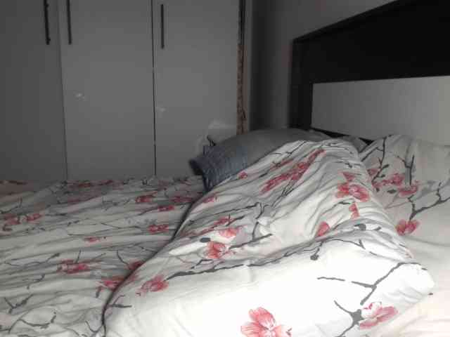 petitedanielle webcam
