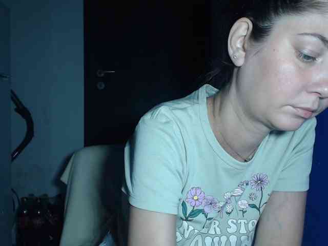 petitedanielle webcam