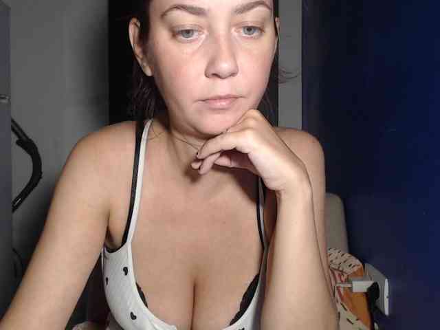 petitedanielle webcam