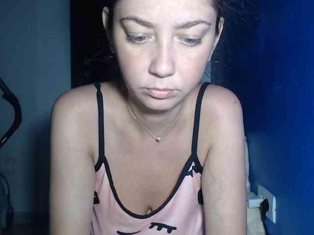 petitedanielle webcam
