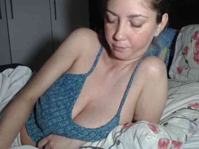 petitedanielle webcam