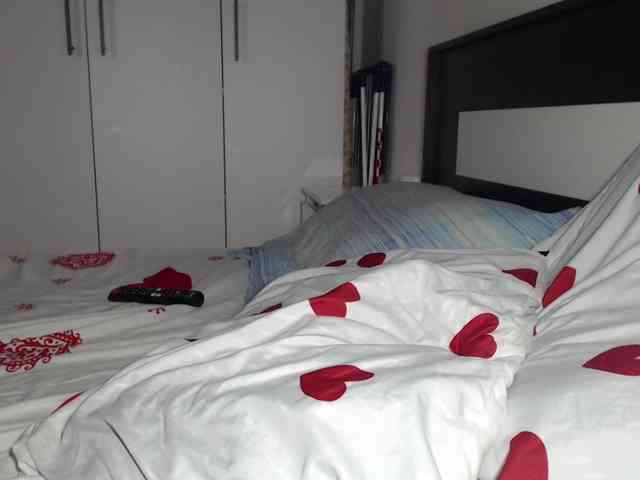 petitedanielle webcam