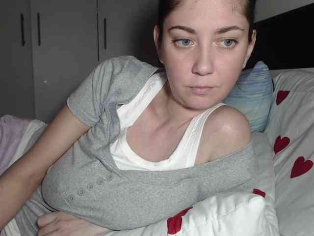 petitedanielle webcam