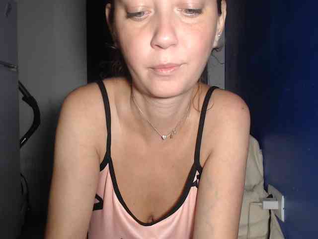 petitedanielle webcam