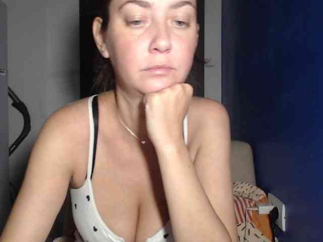 petitedanielle webcam