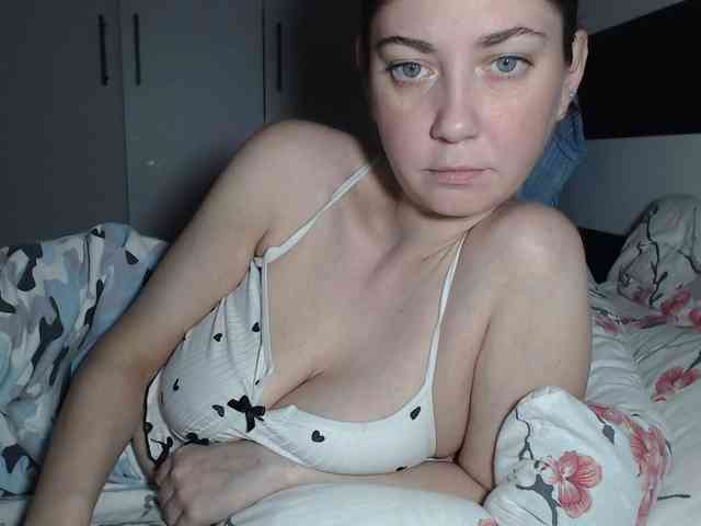 petitedanielle webcam