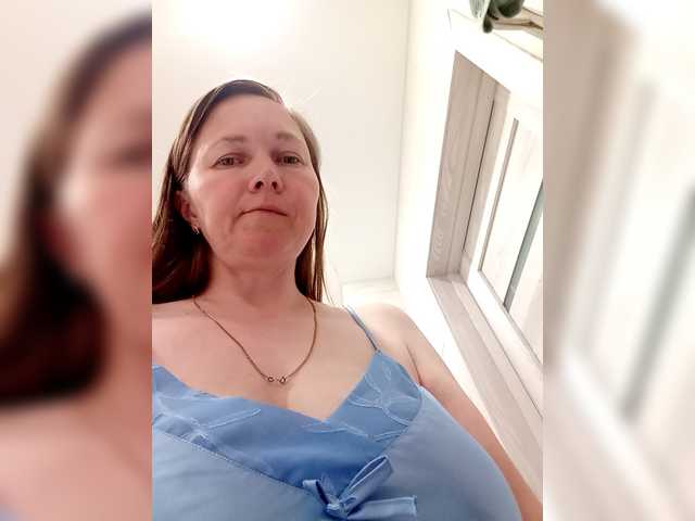 Elena565-1 live cam on BongaCams