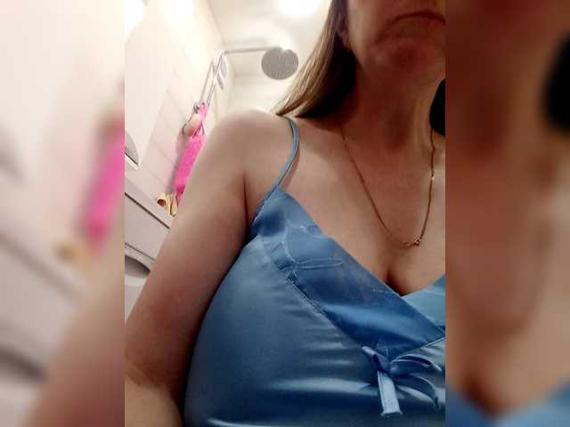 Elena565-1 live cam on UnifiedCams