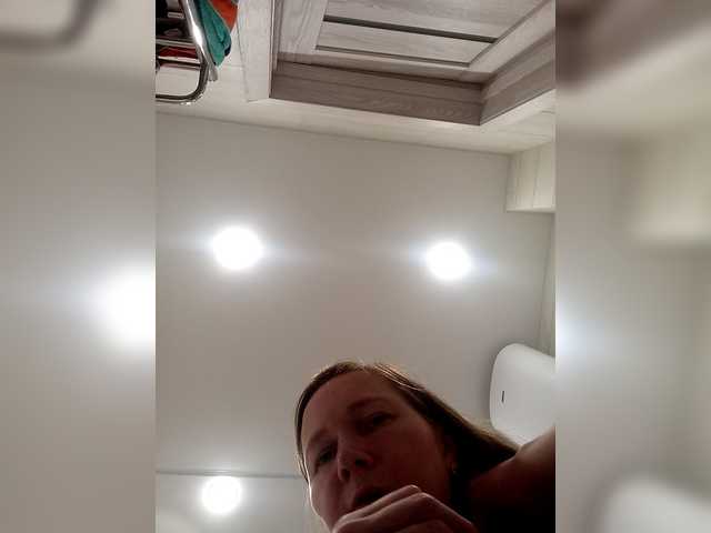 Elena565-1 live cam on BongaCams