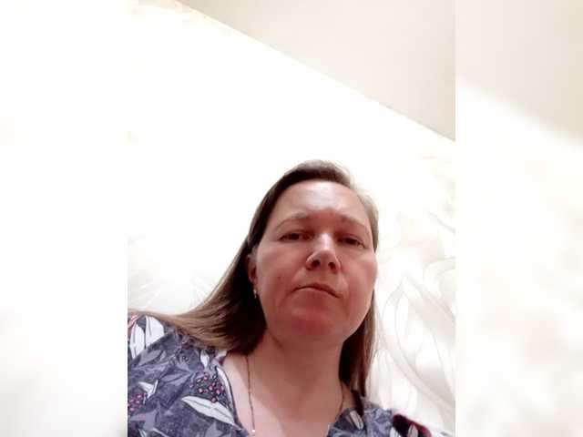 Elena565-1 live cam preview