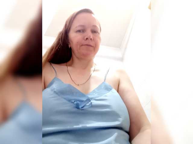 Elena565-1 live cam preview