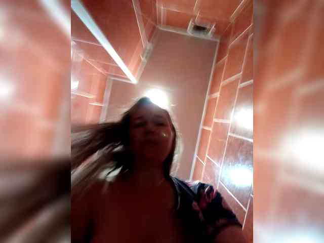 Elena565-1 webcam