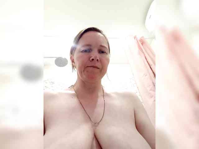Elena565-1 webcam