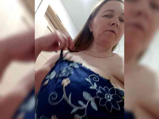 Elena565-1 webcam