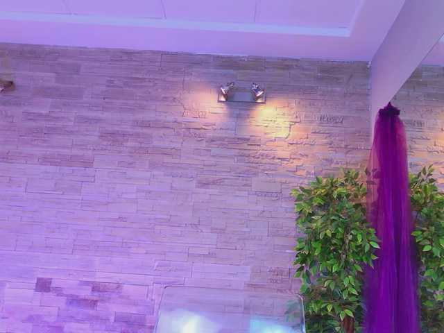 angelinsinn live sex show