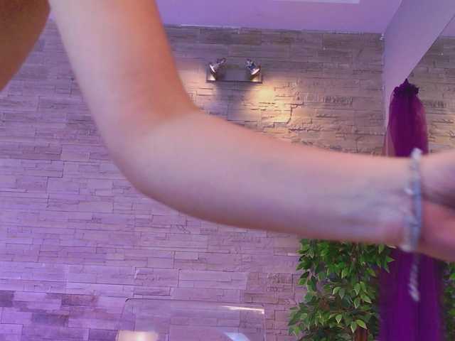 AngelInSinn live cam on BongaCams