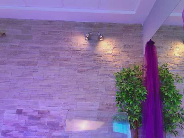 AngelInSinn live cam on BongaCams