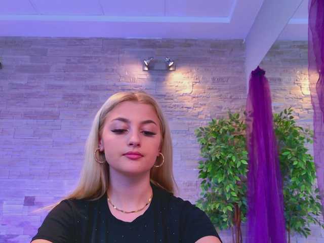 AngelInSinn live cam on BongaCams