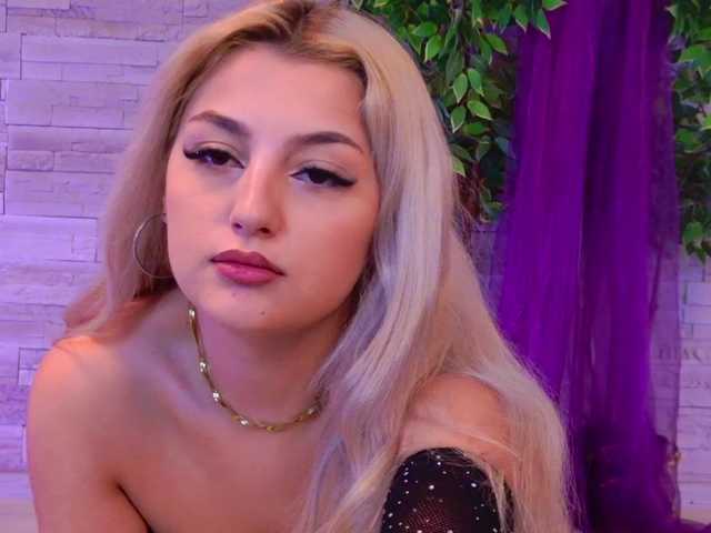 AngelInSinn live cam on BongaCams