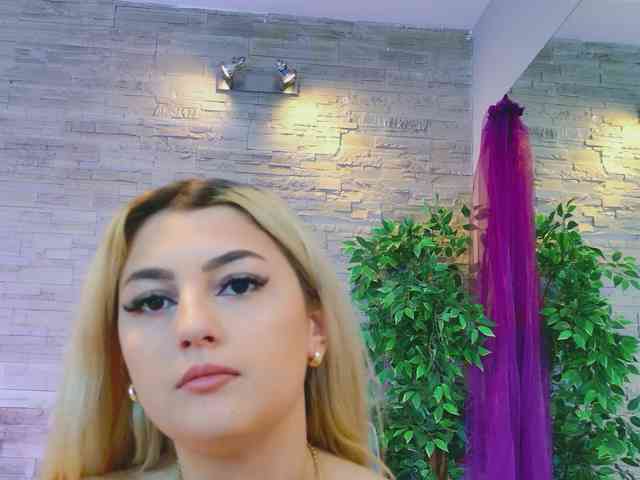 AngelInSinn webcam