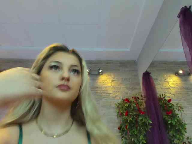 AngelInSinn webcam