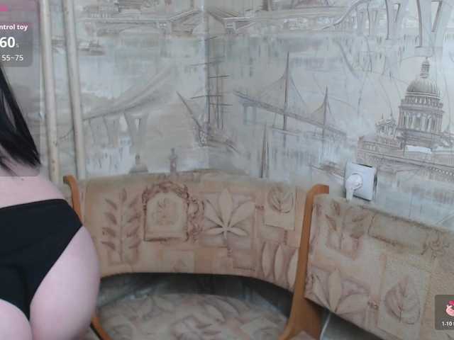 Demonessa230897 live cam on BongaCams