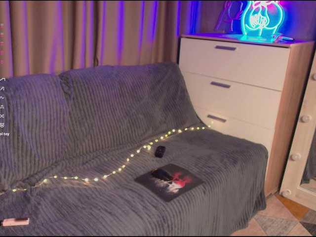 KateFoxxx028 live cam on BongaCams