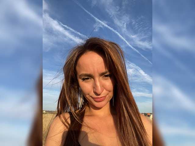 KateFoxxx028 live cam on BongaCams