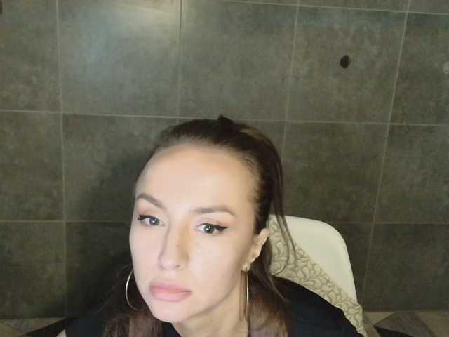 KateFoxxx028's BongaCams show and profile