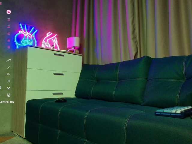KateAmple webcam