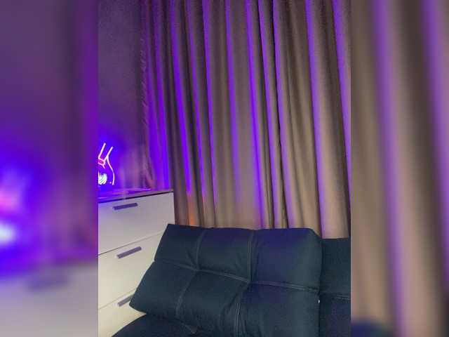KateFoxxx028 live cam on BongaCams