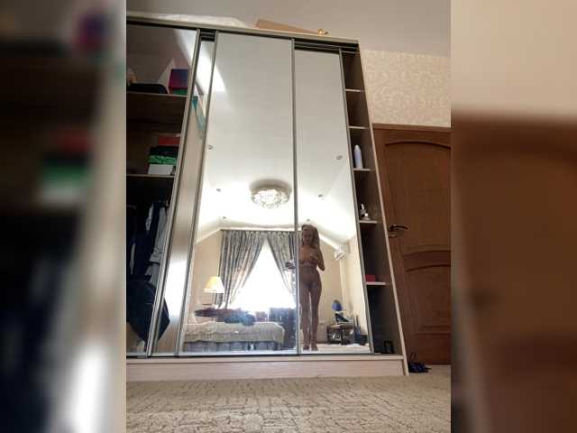 стрип от KateFoxxx028